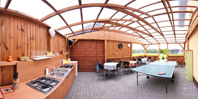 Outdoor Kitchen Building